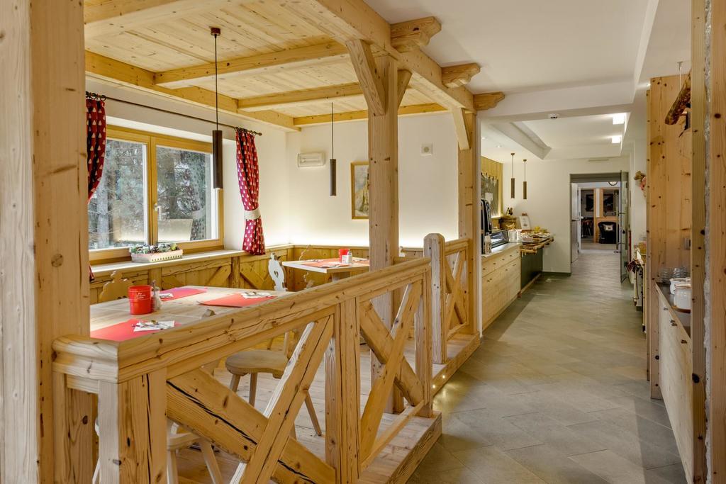 Hotel Garni Lastei 博萨迪法萨 外观 照片