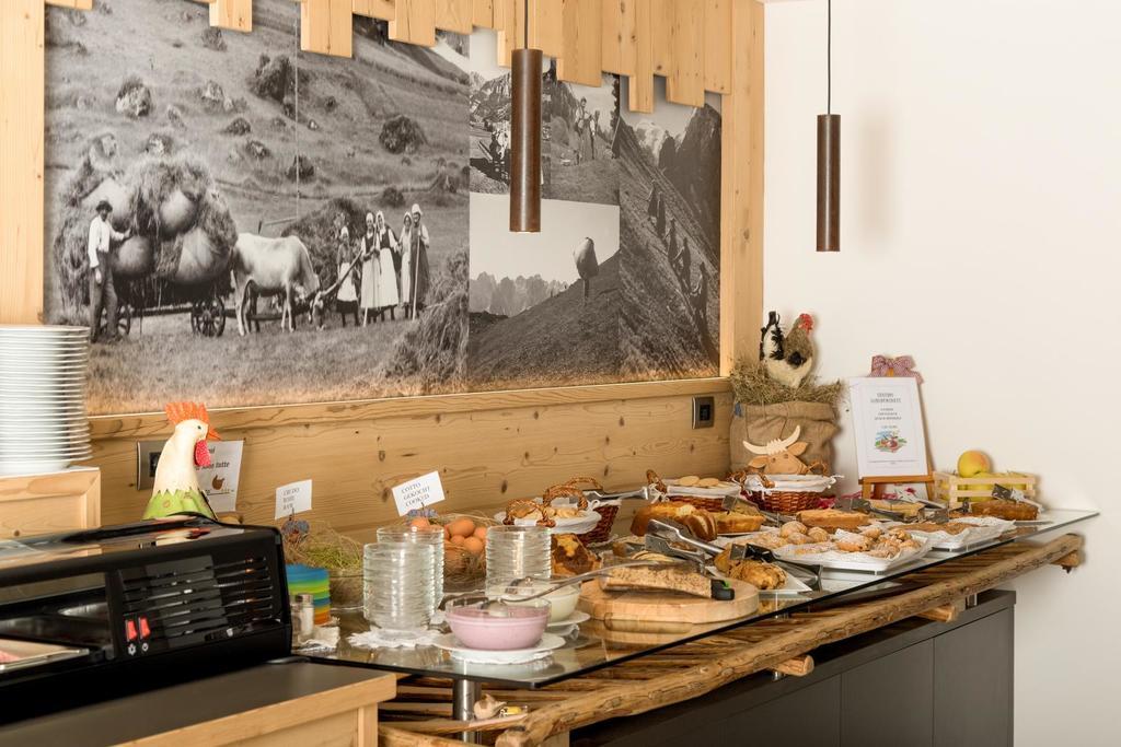 Hotel Garni Lastei 博萨迪法萨 外观 照片
