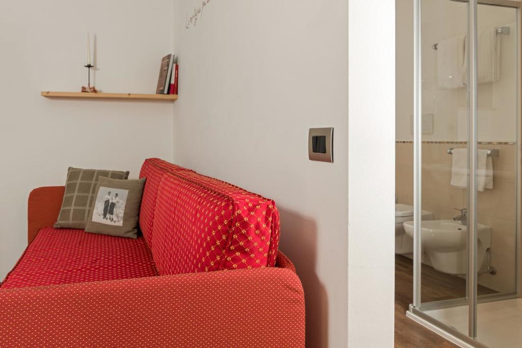 Hotel Garni Lastei 博萨迪法萨 外观 照片